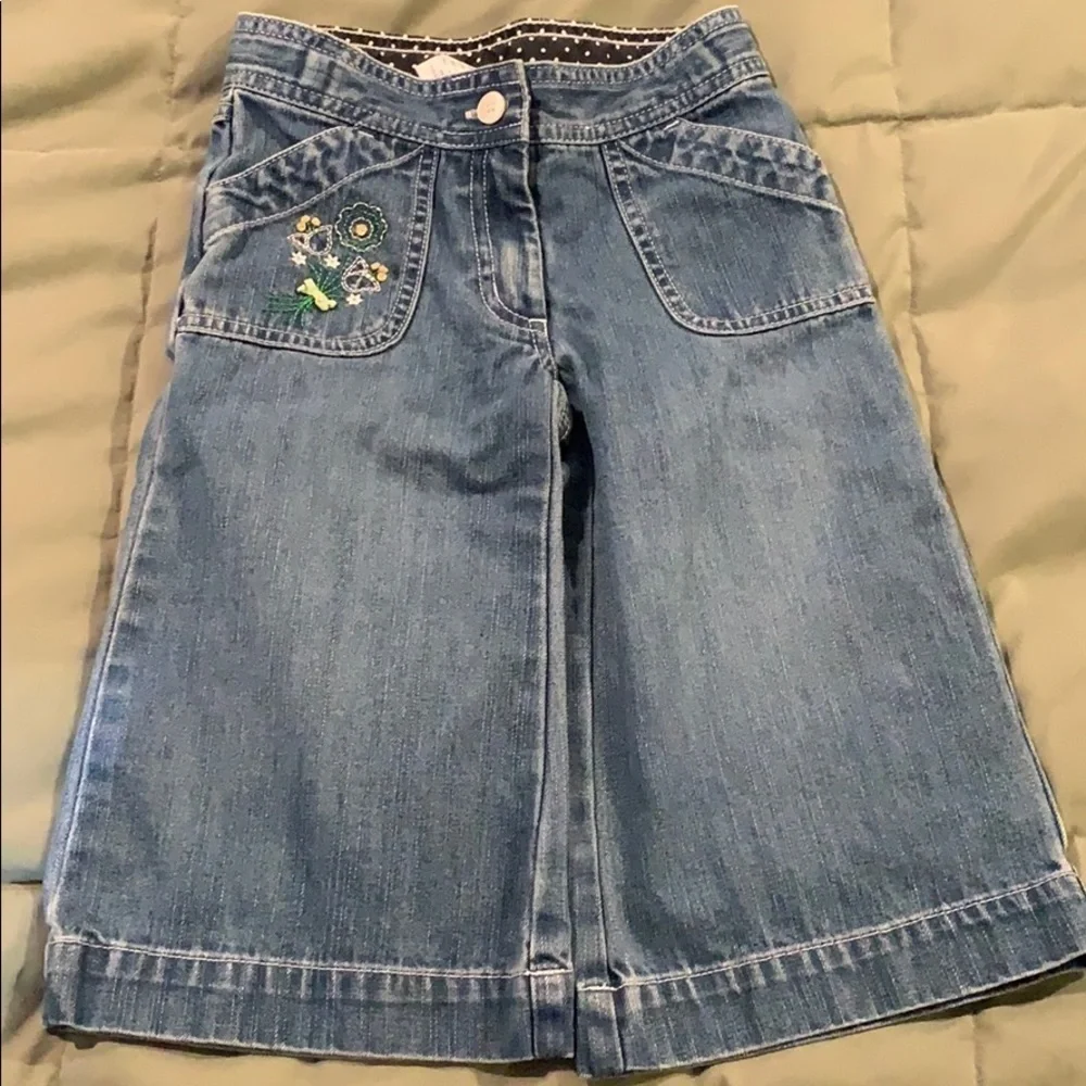 Gymboree little girl size 5 flair leg Jean.​​​​​​​​​​​​​​​​​​​